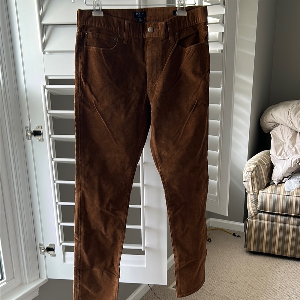 J. Crew Men's - SLIM FIT Corduroy Pants in Brown